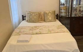 A Cheap Family Room In Queens